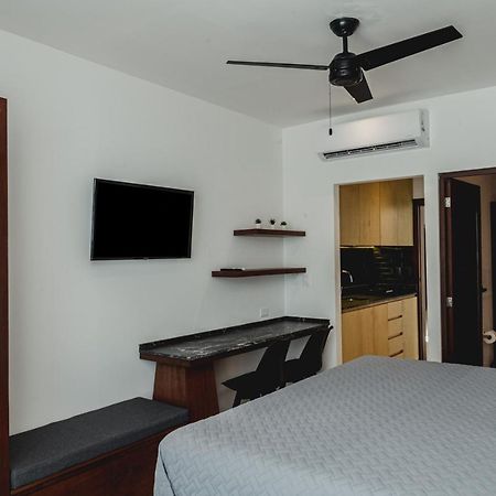 Phantom Suites Плая дел Кармен Екстериор снимка