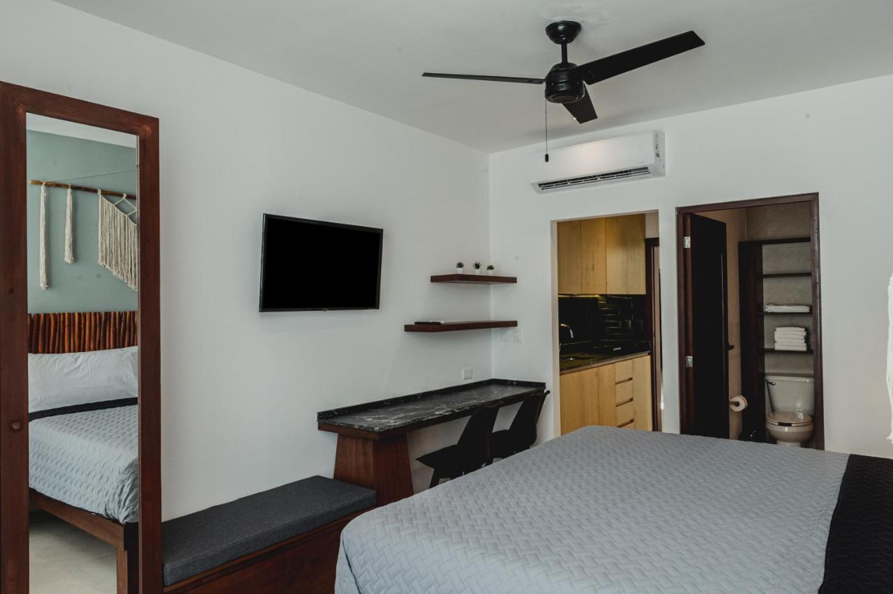Phantom Suites Плая дел Кармен Екстериор снимка