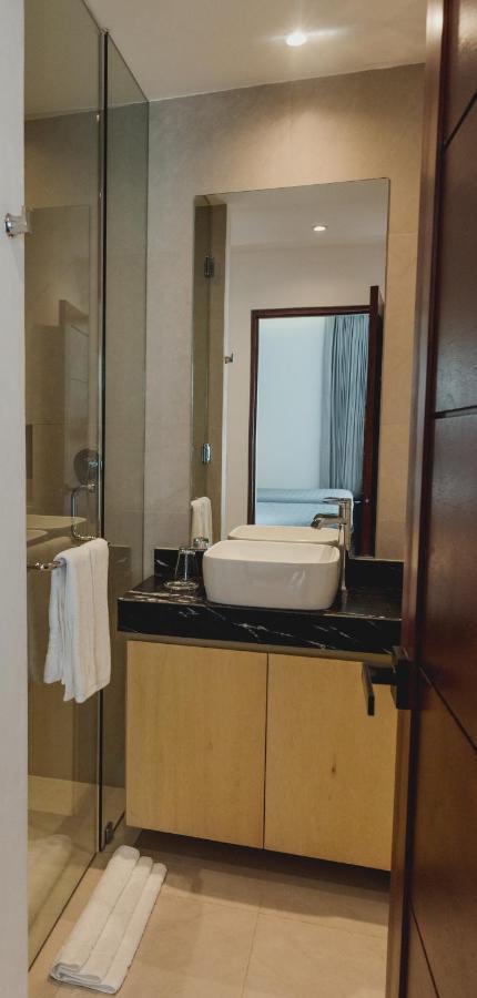 Phantom Suites Плая дел Кармен Екстериор снимка